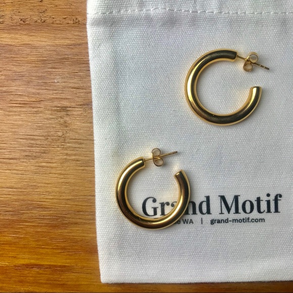 14k Gold Plated Hoop Earrings - Picture 2 of 4